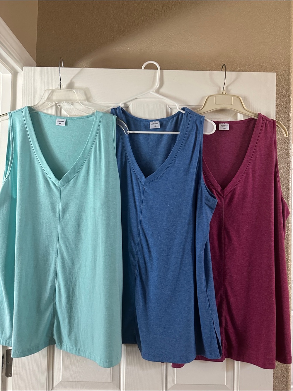 Women's V-Neck Sleeveless Tank Top - Mint, Blue, Berry
